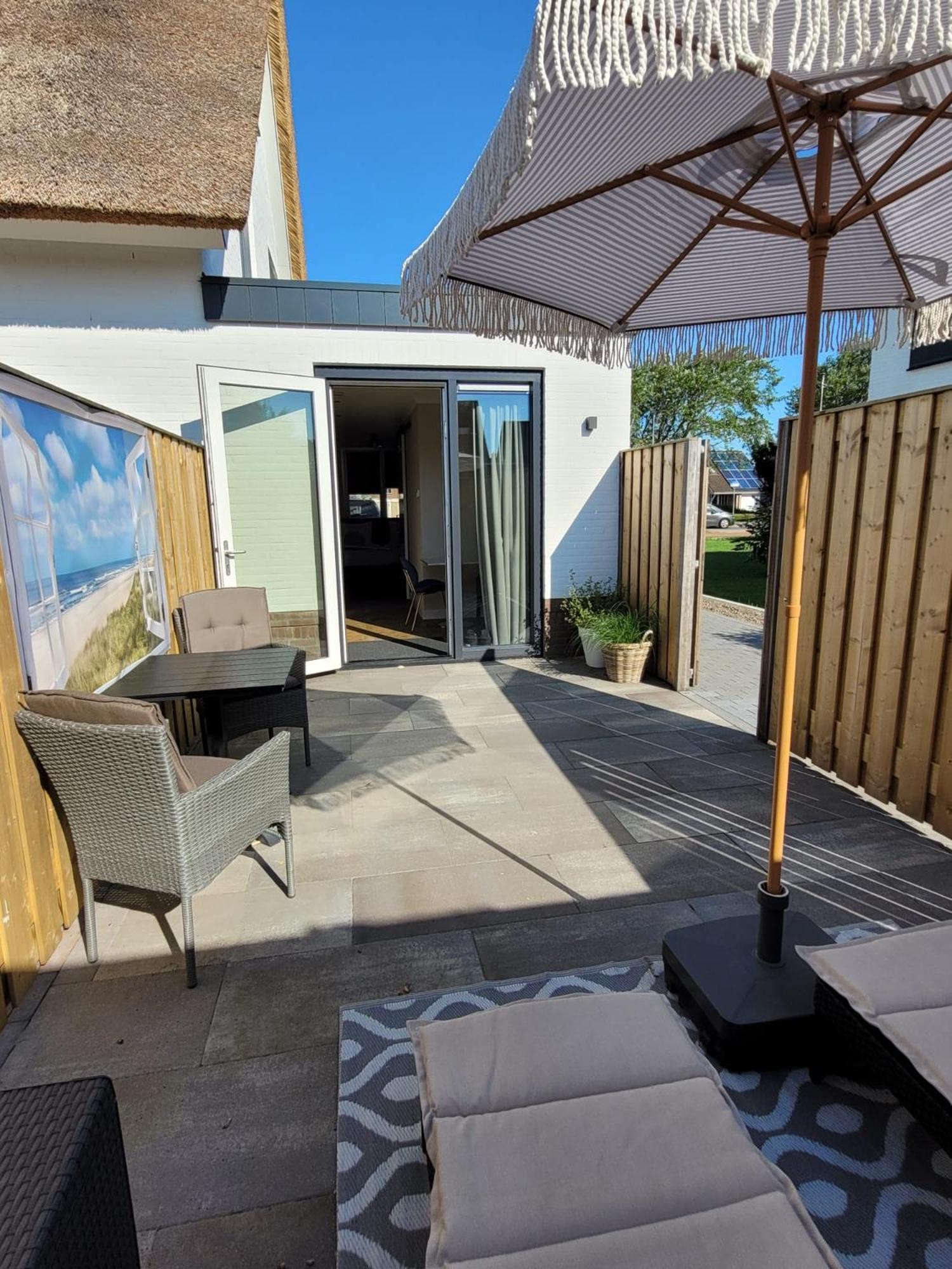Luxe Kamer Langendam 48 Met Prive Terras ザウテランデ エクステリア 写真